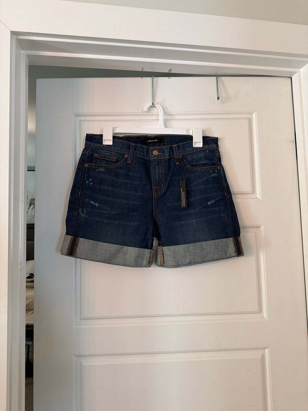 NWT J Brand Nash Slouchy Boy Fit Distressed Denim Shorts Size 26